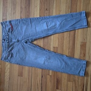 DKNY Jeans
